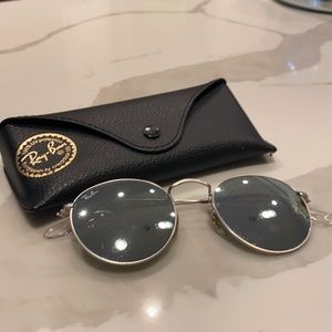 Ray Ban sunglasses 🕶